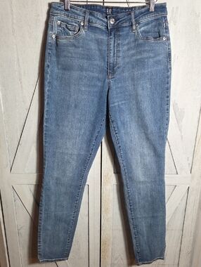 Gap Denim Curvy True Skinny Jeans Size 32T